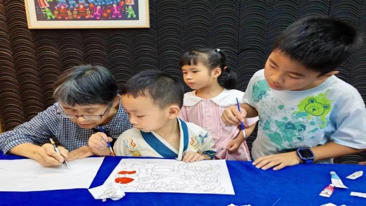 走进龙门非遗文化馆，体验龙门农民画